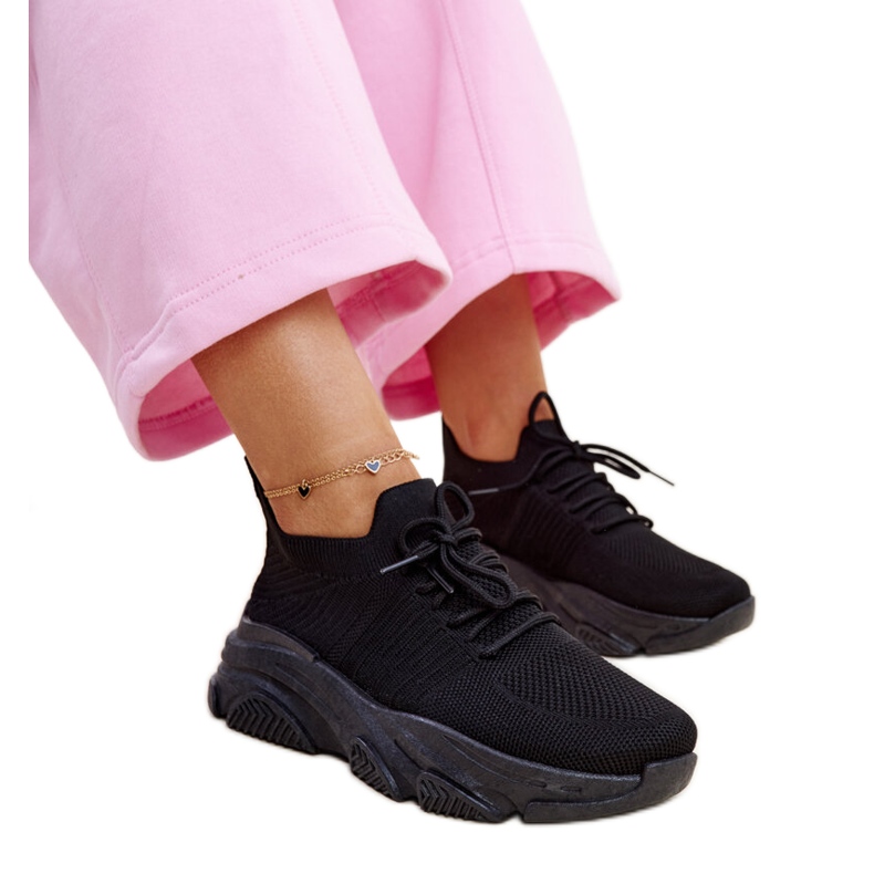 Černé tenisky s masivní podrážkou Kassi černá Černé tenisky s masivní podrážkou Kassi černá