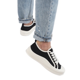 Černé dámské tenisky na platformě černý