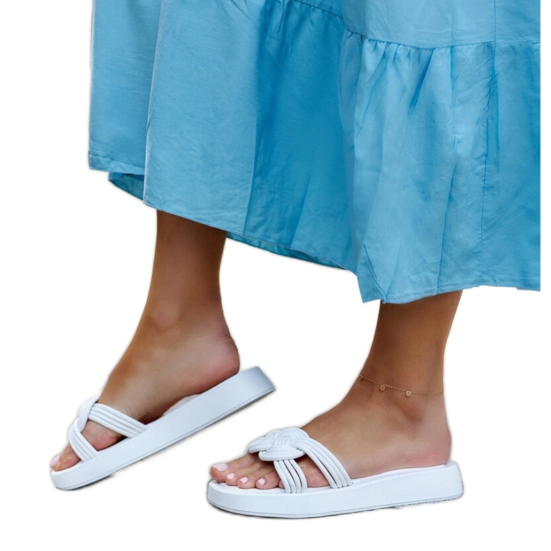 Bílé gumové žabky Ferrei bílý