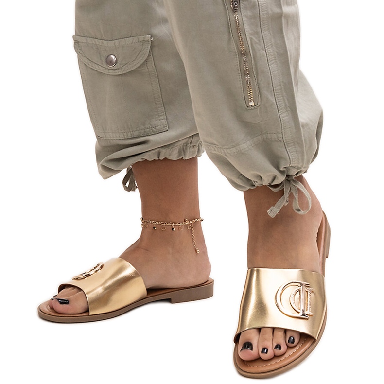 Skluzavky se zlatou přezkou Almeita zlatý