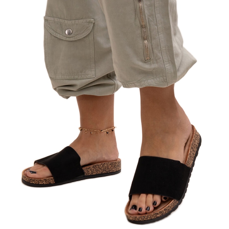 Klasické žabky s korkovou podrážkou Matilte černá