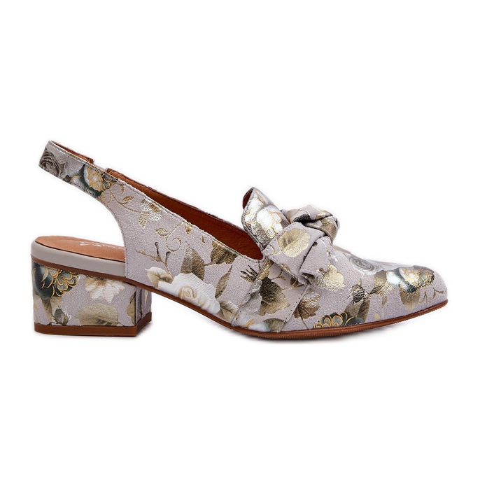 Dámské kožené sandály na nízkém podpatku s květinami Maciejka N6539-38 Zelená