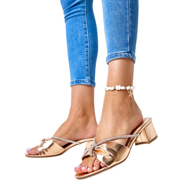 Muly na vysokém podpatku zdobené zirkony Anbrani zlatý