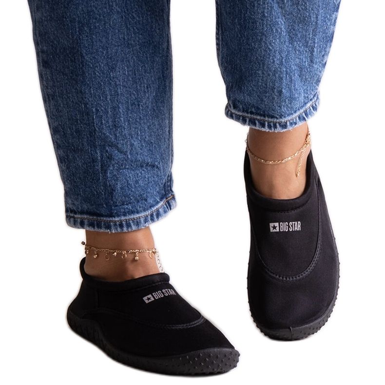 Sportovní černé boty do vody Big Star NN274A801 černá černá