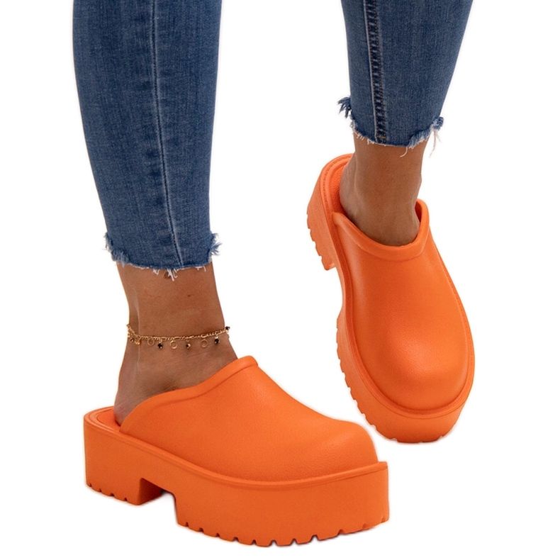 Oranžové žabky s masivní podrážkou Huss oranžový