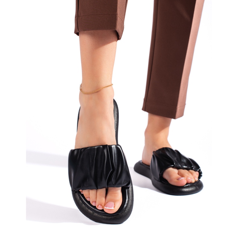 Černé dámské pantofle černá Černé dámské pantofle černá