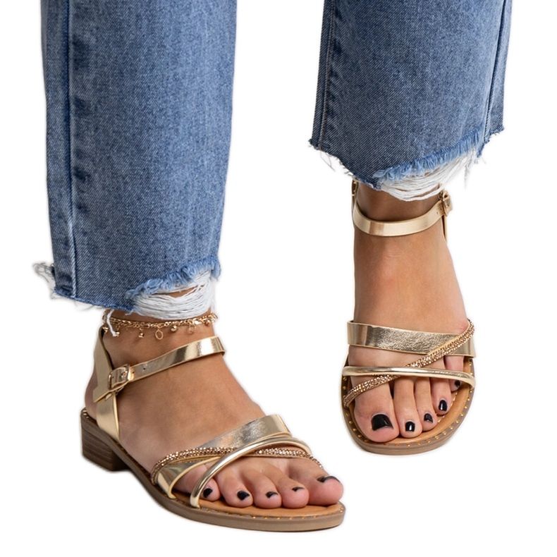 Zlaté sandály na vysokém podpatku s kubickými zirkony Elanoria zlatý