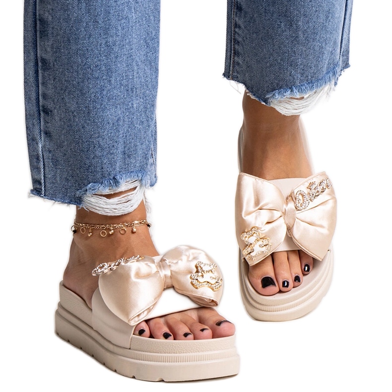 Béžové masivní žabky s mašlí, izsa béžový Béžové masivní žabky s mašlí, izsa béžový