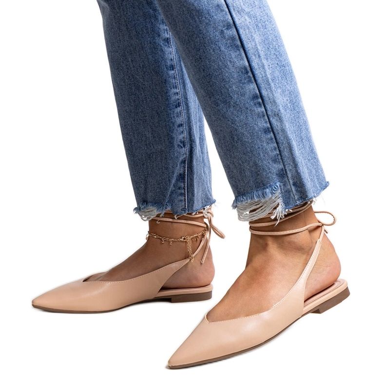 Zavazované béžové balerínky z eko kůže Batra béžový