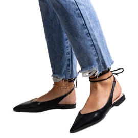 Zavazované černé balerínky z eko kůže Batra černá