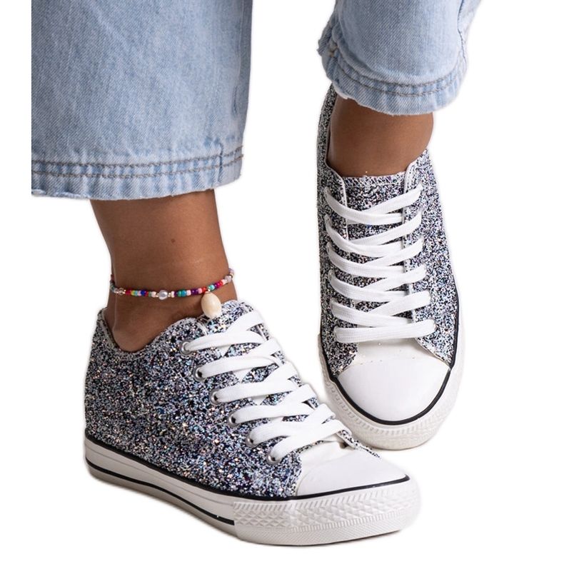 Černé lesklé vysoké tenisky Jadwa černá