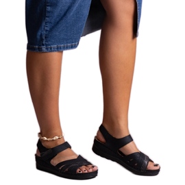 Černé sandály na klínku Areja černý