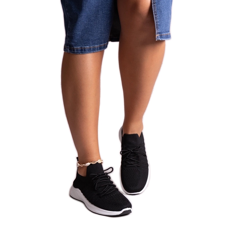 Černé sportovní tenisky Muaza černá