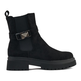 Černé dámské kotníkové boty černá