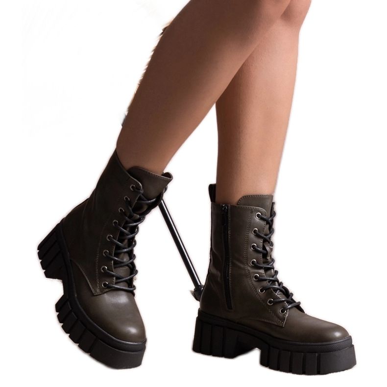 Zelené turistické boty z eko kůže Kalinara zelená Zelené turistické boty z eko kůže Kalinara zelená