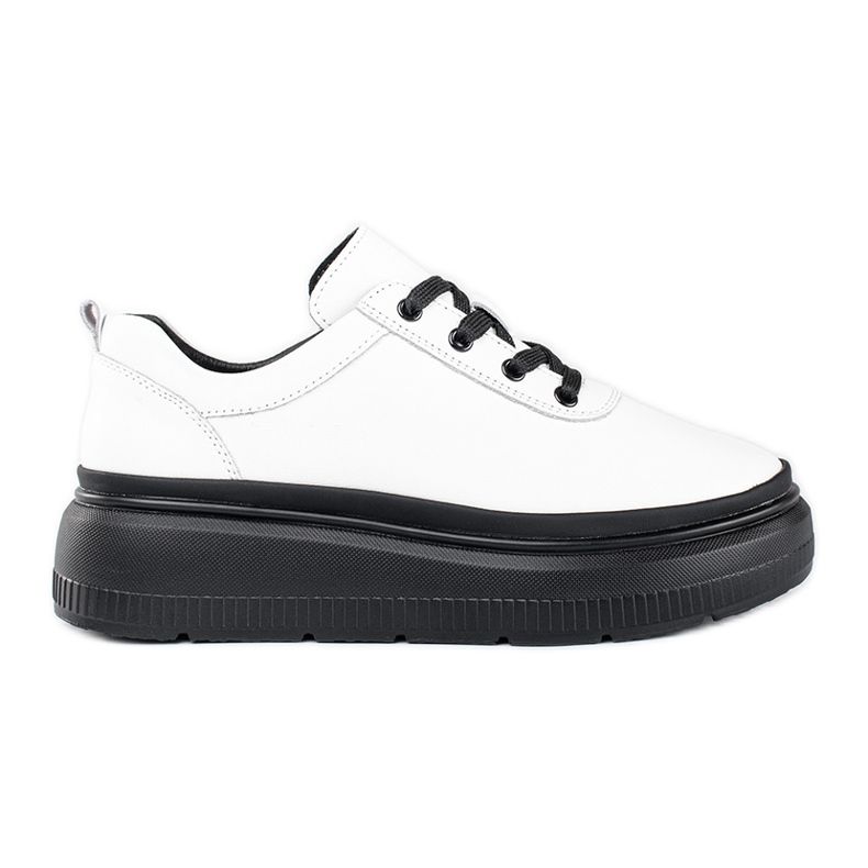 Kožené bílé boty na černé platformě bílý