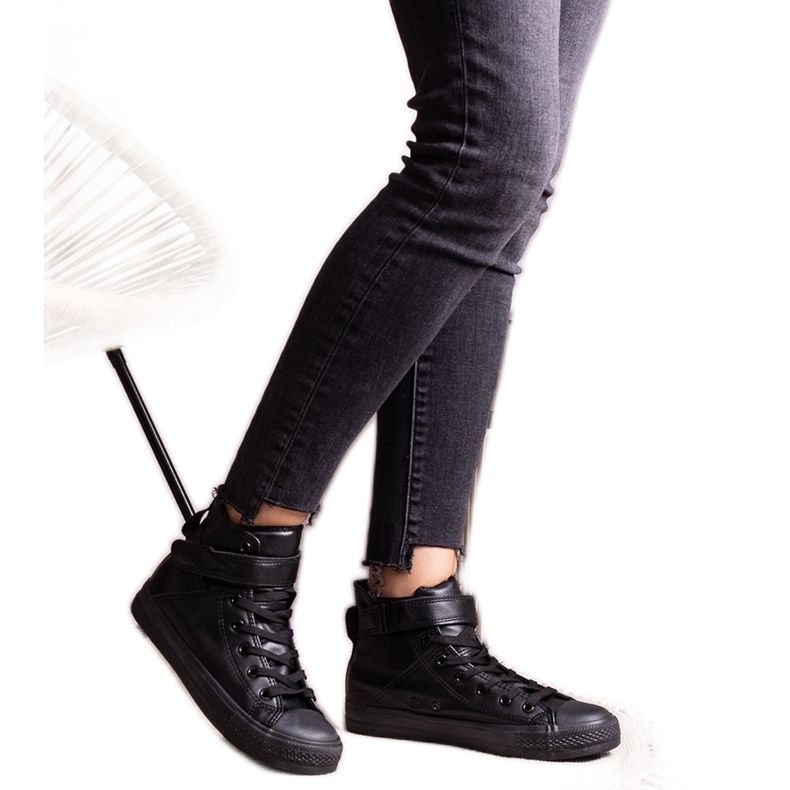 Černé vysoké tenisky vyrobené z eko kůže Bonbonita černá Černé vysoké tenisky vyrobené z eko kůže Bonbonita černá