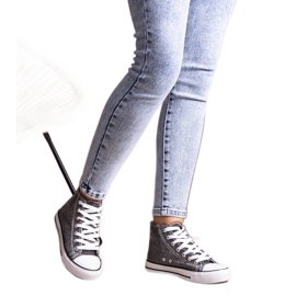 Lesklé černé vysoké tenisky značky Ranifali černý