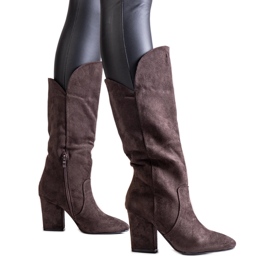 Hnědé kozačky Amare na vysokém podpatku hnědý