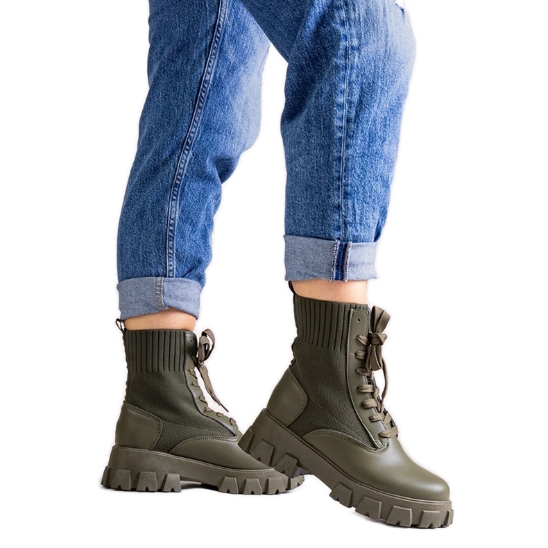 Zelené kozačky s pružným svrškem od Zogba zelená