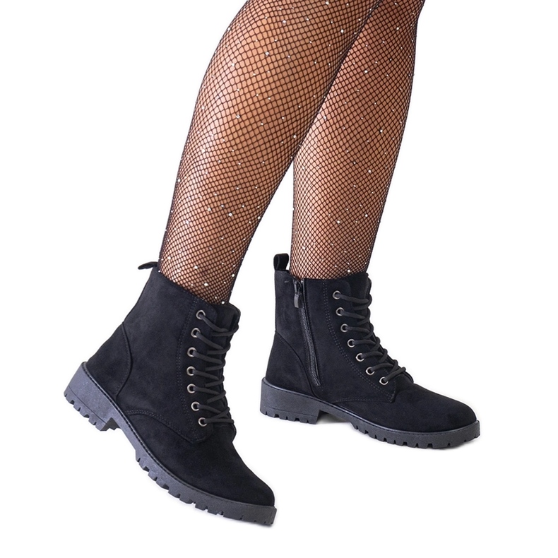 Černé pracovní kotníkové boty z ekologického semiše na platformě Barosa černá