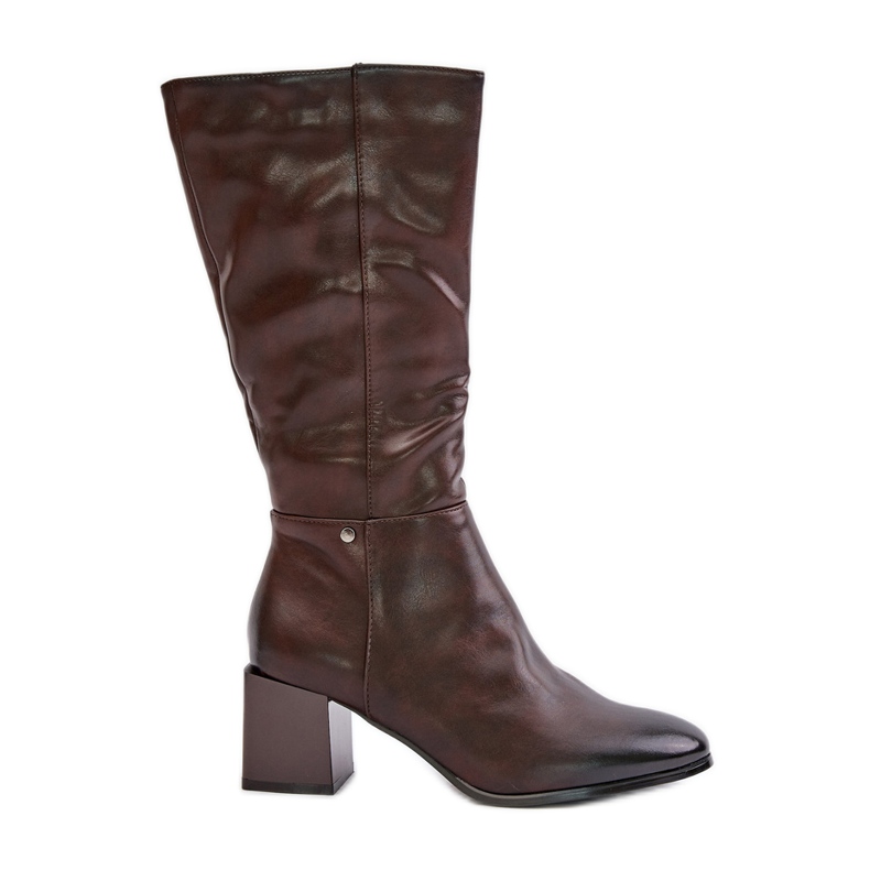 Jezzi Zateplené kozačky na vysokém podpatku z eko kůže do půlky lýtek hnědé Ellithira hnědý Jezzi Zateplené kozačky na vysokém podpatku z eko kůže do půlky lýtek hnědé Ellithira hnědý