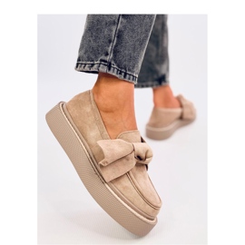 Semišové mokasíny Tempelton Khaki s mašlí - Inello béžový Semišové mokasíny Tempelton Khaki s mašlí - Inello béžový