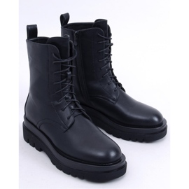 West Black kotníkové boty s vysokou podrážkou - Inello černá West Black kotníkové boty s vysokou podrážkou - Inello černá