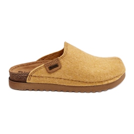 Step in style Pantofle Model Inblu DJ000010 Yellow - Krok ve velkém stylu žlutá