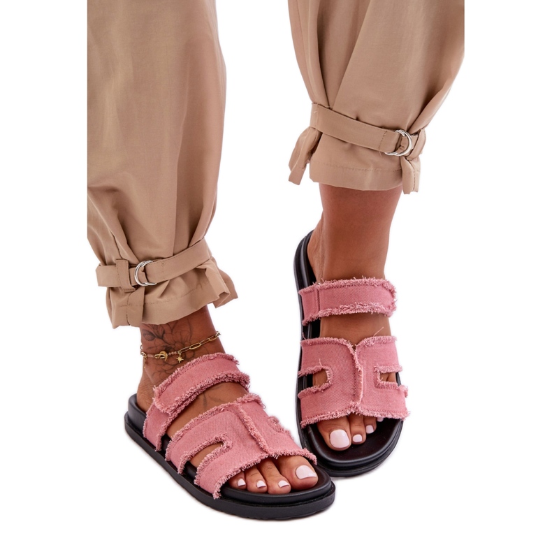 Klasické dámské pantofle z růžové látky růžový