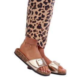 Step in style Sandálové žabky Model Elleriome 24SD21-7216 Gold - Krok ve stylu žluť