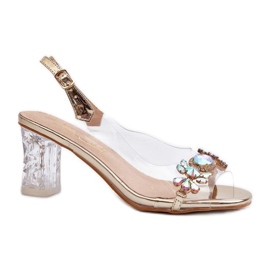 Step in style Sandály Model Da MR38-444 Gold - Krok ve velkém stylu žluť