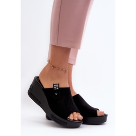 Step in style Sandálové žabky Model Vleni 58291 Black - Krok ve velkém stylu černý