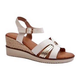 Step in style Sandály Model Starlenna 24SD98-7146 Gold - Krok ve velkém stylu žluť