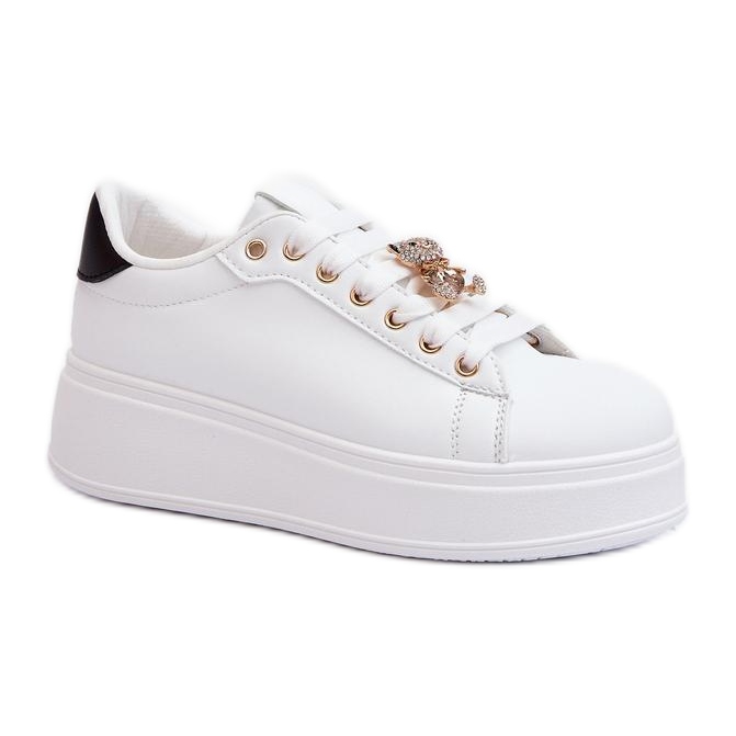 Sportovní obuv s bílým špendlíkem