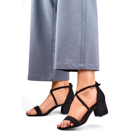 Dámské sandály na špalku 6895B, černé černý