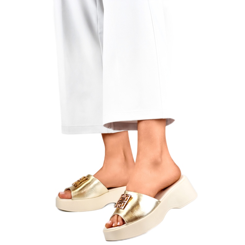 Dámské žabky se zdobením GD-XF1000GO, zlaté žlutá