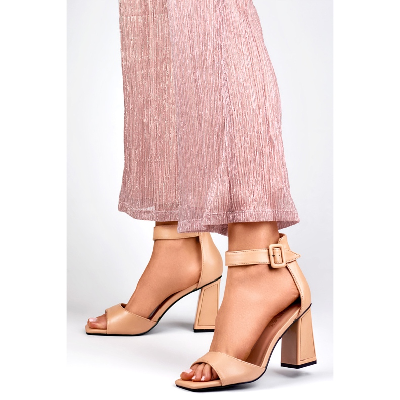 Dámské sandály X8195NU béžový Dámské sandály X8195NU béžový