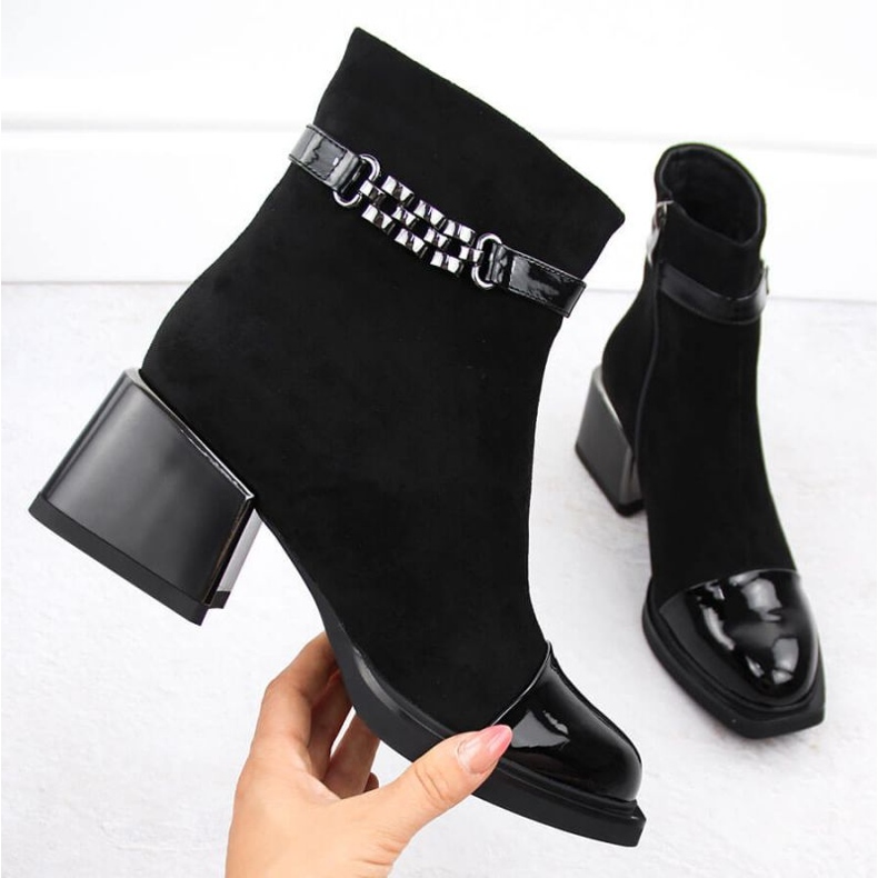 D&amp;A S.Barski kotníkové boty s ozdobným podpatkem Premium Collection W MR880-018 OLI269A černá