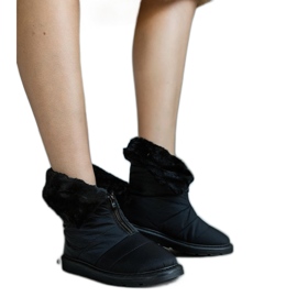 Černé zateplené sněhule s límcem Edidda černý