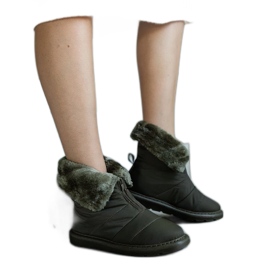 Zelené zateplené sněhule s límečkem od Edidda zelený