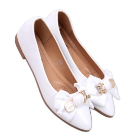 Bílé balerínky s medvídkem bílý