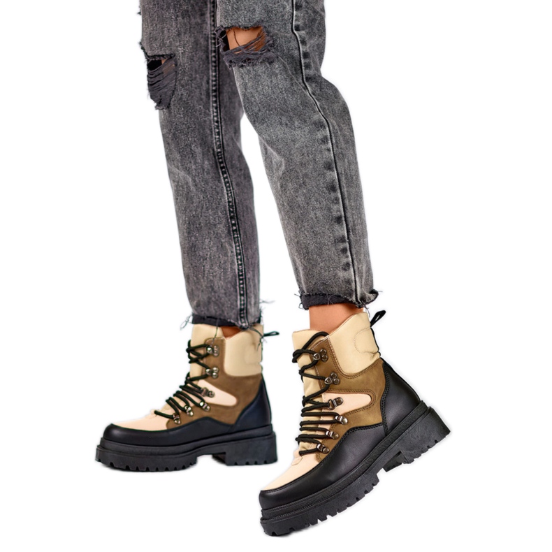 Trappery Model A-852KH Béžová/Černá béžový Trappery Model A-852KH Béžová/Černá béžový