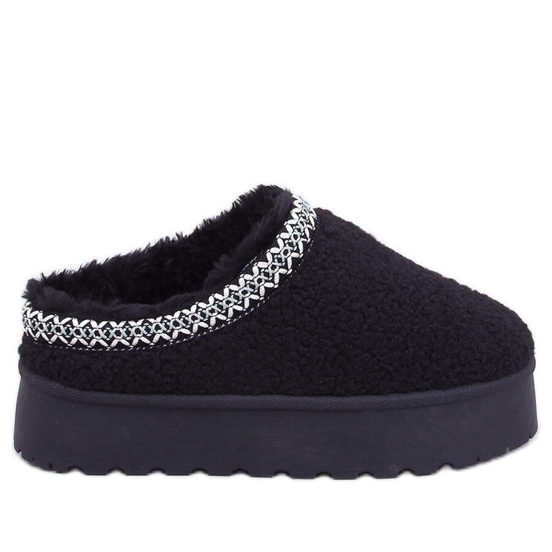 Dámské krátké sněhule s ovčí kůží a výšivkou, černé černá