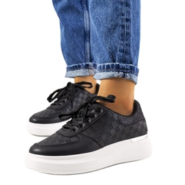 Černé dámské tenisky na platformě černý