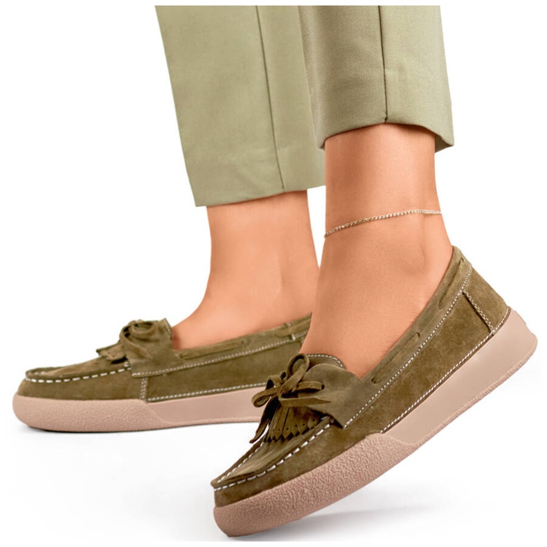 Dámské kožené mokasíny khaki-zelené Goodin GD-SW4005KH zelená Dámské kožené mokasíny khaki-zelené Goodin GD-SW4005KH zelená