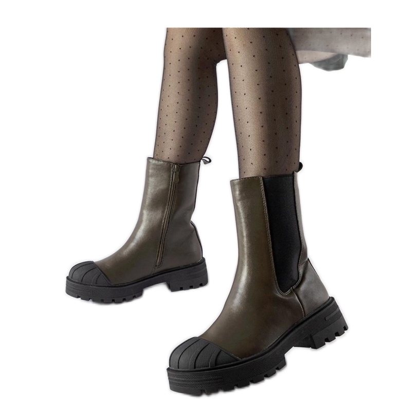 Tmavě zelené zateplené chelsea od Porcigatone - Solea zelená