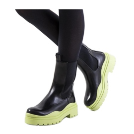 Černé kotníkové boty se zelenou podrážkou Nester - Solea černá