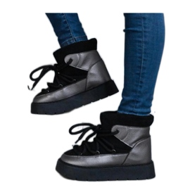 Černé sněhule na platformě zateplené kožíškem Sapphi - Solea černá Černé sněhule na platformě zateplené kožíškem Sapphi - Solea černá