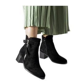 Černé kotníkové boty na nízkém podpatku značky Bédard - Solea černá